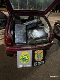 BPFRON e Polícia Federal apreendem 1.142 Kg de maconha em Santa Helena BPFRON e Polícia Federal apreendem 1.142 Kg de maconha em Santa Helena