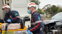Acidente envolvendo van escolar deixa idoso ferido e mobiliza SAMU em Santa Helena Acidente envolvendo van escolar deixa idoso ferido e mobiliza SAMU em Santa Helena