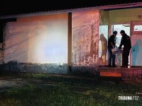 Homem é encontrado morto dentro de residência com sinais de agressão na Vila A Homem é encontrado morto dentro de residência com sinais de agressão na Vila A