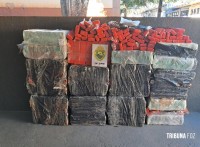 PM apreende 657 Kg de maconha prensada, 1,5 Kg de haxixe e cumpre mandado de prisão no Bairro Morumbi em Foz do Iguaçu PM apreende 657 Kg de maconha prensada, 1,5 Kg de haxixe e cumpre mandado de prisão no Bairro Morumbi em Foz do Iguaçu