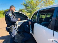 Guarda Municipal recupera veículo roubado que foi utilizada em ação criminosa em Foz do Iguaçu Guarda Municipal recupera veículo roubado que foi utilizada em ação criminosa em Foz do Iguaçu