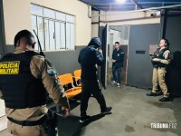 Menor é apreendido com drogas e dinheiro durante ação da PM no Bairro Parque Imperatriz Menor é apreendido com drogas e dinheiro durante ação da PM no Bairro Parque Imperatriz