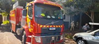 Geladeira pega fogo e mobiliza o Corpo de Bombeiros no Jardim Bourbon Geladeira pega fogo e mobiliza o Corpo de Bombeiros no Jardim Bourbon