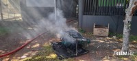 Geladeira pega fogo e mobiliza o Corpo de Bombeiros no Jardim Bourbon Geladeira pega fogo e mobiliza o Corpo de Bombeiros no Jardim Bourbon