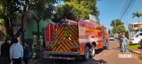 Geladeira pega fogo e mobiliza o Corpo de Bombeiros no Jardim Bourbon Geladeira pega fogo e mobiliza o Corpo de Bombeiros no Jardim Bourbon