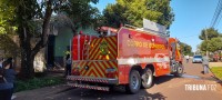 Geladeira pega fogo e mobiliza o Corpo de Bombeiros no Jardim Bourbon Geladeira pega fogo e mobiliza o Corpo de Bombeiros no Jardim Bourbon