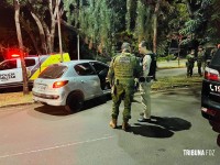 Policial civil da Delegacia de Homicídios frustra assalto e prende três assaltantes em Foz do Iguaçu Policial civil da Delegacia de Homicídios frustra assalto e prende três assaltantes em Foz do Iguaçu