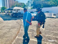 Homem com Mandado de Prisão por ameaça e organização criminosa é preso em ação conjunta da PRF e Polícia Militar Homem com Mandado de Prisão por ameaça e organização criminosa é preso em ação conjunta da PRF e Polícia Militar