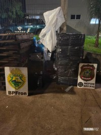 Ação conjunta entre BPFRON e PF resulta na apreensão de 1.000 pacotes de cigarros contrabandeados em Foz do Iguaçu Ação conjunta entre BPFRON e PF resulta na apreensão de 1.000 pacotes de cigarros contrabandeados em Foz do Iguaçu