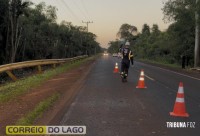 Jovem perde o controle do carro e bate contra guard-rail em Santa Helena Jovem perde o controle do carro e bate contra guard-rail em Santa Helena