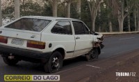 Jovem perde o controle do carro e bate contra guard-rail em Santa Helena Jovem perde o controle do carro e bate contra guard-rail em Santa Helena
