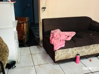 Casa onde ocorreu duplo homicídio, seguido de ocultação de cadáver é periciada Casa onde ocorreu duplo homicídio, seguido de ocultação de cadáver é periciada