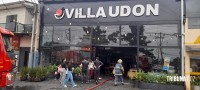 Bombeiros são mobilizados após incêndio na cozinha de estabelecimento tipo Fast Casual na Av. Morenitas Bombeiros são mobilizados após incêndio na cozinha de estabelecimento tipo Fast Casual na Av. Morenitas