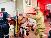 Homem é baleado dentro de BMW blindada na Vila Miranda e é socorrido em estado gravíssimo Homem é baleado dentro de BMW blindada na Vila Miranda e é socorrido em estado gravíssimo