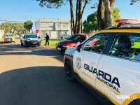 Homem é agredido após, segundo relato, tentar atropelar motociclista Homem é agredido após, segundo relato, tentar atropelar motociclista
