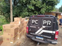 Denúncia de tráfico de drogas leva DENARC a apreender 50 caixas de cigarros contrabandeados em Foz do Iguaçu Denúncia de tráfico de drogas leva DENARC a apreender 50 caixas de cigarros contrabandeados em Foz do Iguaçu