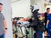 Dois irmãos são baleados no Jardim Jupira e um deles é suspeito de crime contra mulher e acaba morrendo dentro da ambulância Dois irmãos são baleados no Jardim Jupira e um deles é suspeito de crime contra mulher e acaba morrendo dentro da ambulância