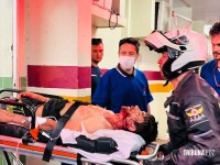 Dois irmãos são baleados no Jardim Jupira e um deles é suspeito de crime contra mulher e acaba morrendo dentro da ambulância Dois irmãos são baleados no Jardim Jupira e um deles é suspeito de crime contra mulher e acaba morrendo dentro da ambulância