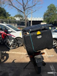 PF, RF, PM e GM apreendem eletrônicos e bebidas descaminhados em Foz do Iguaçu PF, RF, PM e GM apreendem eletrônicos e bebidas descaminhados em Foz do Iguaçu