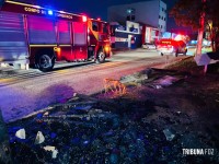 Morador de rua é queimado vivo após atearem fogo em seu barraco Morador de rua é queimado vivo após atearem fogo em seu barraco