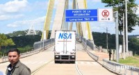 Caminhoneiros anunciam paralisação na Ponte da Integração a partir de 3 de agosto Caminhoneiros anunciam paralisação na Ponte da Integração a partir de 3 de agosto