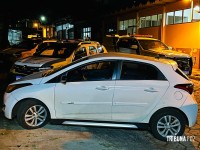 Homem é executado a tiros no Gleba Guarani e suspeitos são presos minutos após o crime em Foz do Iguaçu Homem é executado a tiros no Gleba Guarani e suspeitos são presos minutos após o crime em Foz do Iguaçu
