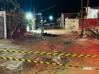 Homem é executado a tiros no Gleba Guarani e suspeitos são presos minutos após o crime em Foz do Iguaçu Homem é executado a tiros no Gleba Guarani e suspeitos são presos minutos após o crime em Foz do Iguaçu