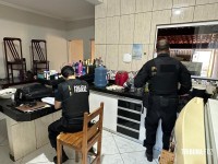 Polícia Federal deflagra “Operação Peso Oculto” contra o Contrabando de substâncias injetáveis emagrecedoras em Foz do Iguaçu e Montes Claros/MG Polícia Federal deflagra “Operação Peso Oculto” contra o Contrabando de substâncias injetáveis emagrecedoras em Foz do Iguaçu e Montes Claros/MG