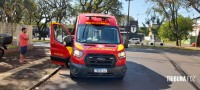 Cabo de fibra ótica rompido causa queda de moto na Av. Juscelino Kubistchek em Foz do Iguaçu Cabo de fibra ótica rompido causa queda de moto na Av. Juscelino Kubistchek em Foz do Iguaçu