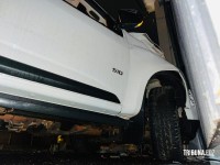 Caminhonete destrói portão de motel após motorista perder o controle em Foz do Iguaçu Caminhonete destrói portão de motel após motorista perder o controle em Foz do Iguaçu