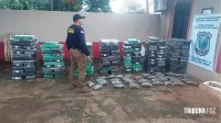 Mais de 1.700 quilos de maconha apreendidos em depósito improvisado às margens paraguaia do Lago Itaipu Mais de 1.700 quilos de maconha apreendidos em depósito improvisado às margens paraguaia do Lago Itaipu
