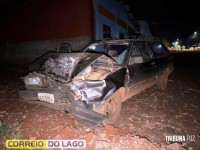 Forte colisão entre dois veículos deixa homem ferido na PR-495 em Santa Helena Forte colisão entre dois veículos deixa homem ferido na PR-495 em Santa Helena