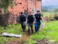 “Piratas do Asfalto”: Suspeito de roubos de mercadorias do Paraguai e residências morre em confronto com o CHOQUE em Foz do Iguaçu “Piratas do Asfalto”: Suspeito de roubos de mercadorias do Paraguai e residências morre em confronto com o CHOQUE em Foz do Iguaçu