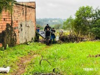 “Piratas do Asfalto”: Suspeito de roubos de mercadorias do Paraguai e residências morre em confronto com o CHOQUE em Foz do Iguaçu “Piratas do Asfalto”: Suspeito de roubos de mercadorias do Paraguai e residências morre em confronto com o CHOQUE em Foz do Iguaçu