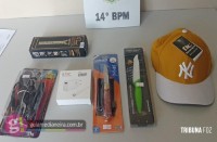 Homem é preso após ser flagrado com produtos furtados de duas lojas no centro da cidade de Medianeira Homem é preso após ser flagrado com produtos furtados de duas lojas no centro da cidade de Medianeira