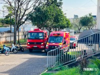 Motociclista de 23 anos é arremessado contra muro após colisão e fica em estado gravíssimo Motociclista de 23 anos é arremessado contra muro após colisão e fica em estado gravíssimo