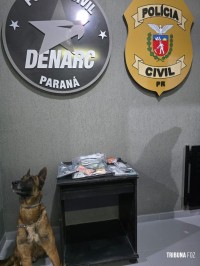 DENARC desarticula ponto de venda de drogas no bairro Morumbi e mulher de 41 anos é presa em flagrante DENARC desarticula ponto de venda de drogas no bairro Morumbi e mulher de 41 anos é presa em flagrante