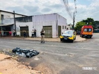 Homem de 42 anos é executado a tiros no Jardim Dourado em Foz do Iguaçu Homem de 42 anos é executado a tiros no Jardim Dourado em Foz do Iguaçu