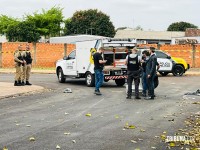 Homem de 42 anos é executado a tiros no Jardim Dourado em Foz do Iguaçu Homem de 42 anos é executado a tiros no Jardim Dourado em Foz do Iguaçu