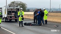 Homem é morto a tiros sobre viaduto da BR-277 em Foz do Iguaçu Homem é morto a tiros sobre viaduto da BR-277 em Foz do Iguaçu