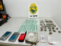 ROCAM encontra cocaína e maconha pronta para venda durante incursão na Comunidade da Guarda Mirim ROCAM encontra cocaína e maconha pronta para venda durante incursão na Comunidade da Guarda Mirim