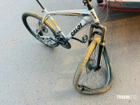 Ciclista é atropelado por motocicleta no viaduto da BR-277 em Foz do Iguaçu Ciclista é atropelado por motocicleta no viaduto da BR-277 em Foz do Iguaçu