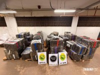 FICCO/PR apreende 4.208,3 Kg de drogas oculto em caminhão na cidade de Santa Terezinha de Itaipu FICCO/PR apreende 4.208,3 Kg de drogas oculto em caminhão na cidade de Santa Terezinha de Itaipu