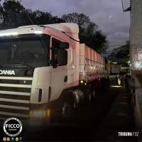 FICCO/PR apreende 4.208,3 Kg de drogas oculto em caminhão na cidade de Santa Terezinha de Itaipu FICCO/PR apreende 4.208,3 Kg de drogas oculto em caminhão na cidade de Santa Terezinha de Itaipu