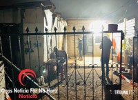 Família é rendida por três homens encapuzados e homem é executado na frente dos próprios filhos no bairro bubas Família é rendida por três homens encapuzados e homem é executado na frente dos próprios filhos no bairro bubas