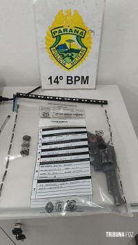 PM prende três homens e recupera mais de 300 celulares após roubo na Vila Portes em Foz do Iguaçu PM prende três homens e recupera mais de 300 celulares após roubo na Vila Portes em Foz do Iguaçu