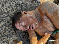 Corpo de um mulher é encontrado boiando no Rio Paraná Corpo de um mulher é encontrado boiando no Rio Paraná