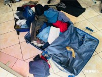 GDE da Policia Civil aborda adolescente paraguaio com duas malas e encontra maconha próximo à Vila Portes GDE da Policia Civil aborda adolescente paraguaio com duas malas e encontra maconha próximo à Vila Portes