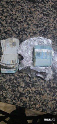 Policia Federal cumpre mandado de busca e apreensão em investigação sobre moeda falsa em Santa Terezinha de Itaipu Policia Federal cumpre mandado de busca e apreensão em investigação sobre moeda falsa em Santa Terezinha de Itaipu