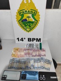 Polícia Militar apreende cocaína e prende dois homens em Foz do Iguaçu Polícia Militar apreende cocaína e prende dois homens em Foz do Iguaçu